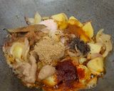 A picture of step 2 of Aloo Paneer With Capsicum Curry/ Paneer Aloo Aur Shimla Mirch Ki Tariwali Sabzi.