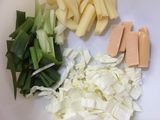 Korean stir-fried chicken mozzarella