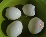 Foto langkah ke 1 dari resep Semur Tahu Telur Betawi.