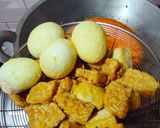 Foto langkah ke 2 dari resep (636) Telur Tahu Tempe bumbu Bali.