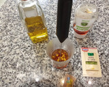 Foto del paso 2 de la receta: Ensalada de garbanzo con vinagreta de miel y mostaza, salmón ahumado y hummus