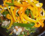 Foto del paso 5 de la receta: Espagueti con pollo y verduras