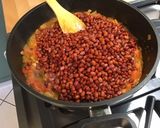 Une image de l'étape 9 de Haricots azuki aux tomates roses, coriandre et punjabi pachranga.
