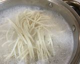 Hình bước làm 1 của món Mỳ tương đen Jajangmyeon Hàn Quốc