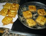A picture of step 6 of Leche Frita 😍.