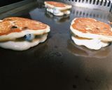 A picture of step 9 of Buttermilk Pancakes.