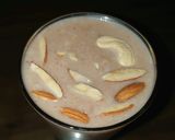 A picture of step 3 of Dryfruit chikoo shake.