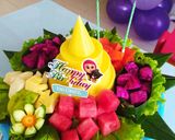 Foto langkah ke 6 dari resep Tumpeng Puding Ulang Tahun.