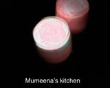 A picture of step 6 of Unicorn milkshake.