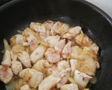 Foto del paso 4 de la receta: Arroz meloso con pollo al curry