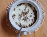 Foto del paso 3 de la receta: Salsa de yogur 🥛 Aderezo inspirado en yogurnesa