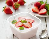 Foto langkah ke 4 dari resep Strawberry Panacotta.