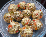 Foto del paso 5 de la receta: Champiñones 🍄 rellenos de verduras 🍅