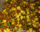 स्‍प्राउट्स मूंग दाल,कॉर्न,मशरूम बाइट (Sprouts moong dal,corns,mushroom bites recipe in hindi) रेसिपी चरण 4 फोटो