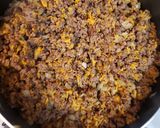 A picture of step 6 of Cheeseburger stuffed Bolillo roll.