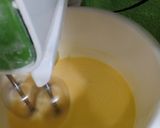 Foto langkah ke 2 dari resep Bolu cream cheese coklat dan original.