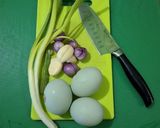 Foto langkah ke 4 dari resep 605. Cumi Goreng Saos Telur Asin.