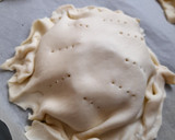 Foto del paso 3 de la receta: Mini tartas saladas de calabacín y ajetes