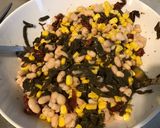 Une image de l'étape 8 de Salade aux deux haricots,maïs,lard fumé et tomates séchées.