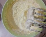 Foto langkah ke 1 dari resep Marble Butter Cake.