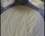 A picture of step 2 of Crispy Qeema kachori.
