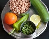 A picture of step 1 of Instant Masala Peanut.