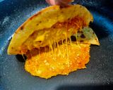 A picture of step 3 of Cheese paratha.