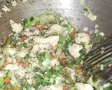 A picture of step 4 of Restaurant Style Fried Rice.