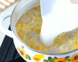 Foto langkah ke 5 dari resep Sup Telur Jagung.
