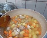 Foto langkah ke 3 dari resep Japanese Chicken Curry.