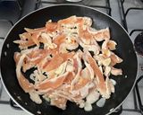 Foto del paso 1 de la receta: Pechuga de pollo al sartén