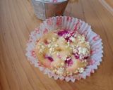 Foto langkah ke 8 dari resep Muffin Ketan Putih Buah Naga dengan Crumble.