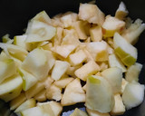 Foto del paso 2 de la receta: Compota de manzanas y pasas