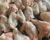 Foto del paso 1 de la receta: Las alitas de pollo
