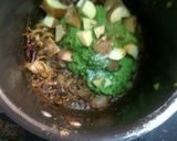 A picture of step 3 of Hari Matar ki Daal.