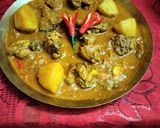 A picture of step 3 of Tomato Chicken Curry.