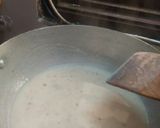 A picture of step 4 of White sauce pasta.