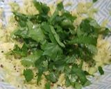 Foto del paso 1 de la receta Tostas con falso guacamole y salmón ahumado