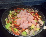 Foto del paso 5 de la receta: Pollo con almendras