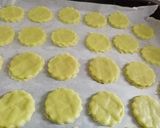 Pas rețetă Cookies în culori cu ciocolată 3 fotografie