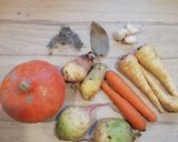 Une image de l'étape 1 de Soupe de potimarron / panais / radis meat / rutabaga, tous BIO.