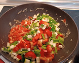 Foto del paso 2 de la receta: Relleno para tacos o fajitas: pimiento, soja texturizada y atún