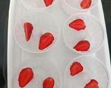 Foto langkah ke 2 dari resep Nutrijel Lychee Strawberry.