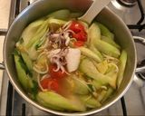 Hình bước làm 5 của món Canh Chua Mực