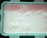 A picture of step 3 of Rose Flavour Ice cream.