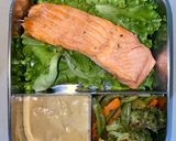 Foto langkah ke 5 dari resep Salmon 🍣 with sauce 😘.