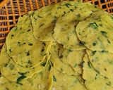 મેથીની ભાજીની પૂરી (Methi Bhaji Poori Recipe In GujaratI) રેસીપી સ્ટેપ4ફોટો