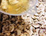 A picture of step 5 of Baked Chicken 🐔 with Artichokes, Mushrooms 🍄 and Onions 🧅.