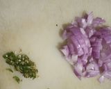 A picture of step 1 of Bread omlette.