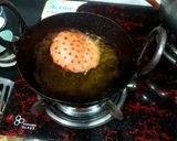 A picture of step 5 of Aloo Tamater Curry with Beetroot Puri.